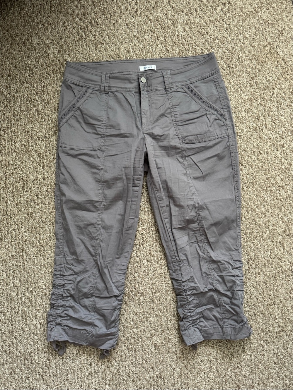 Gray Cropped Cargo Capris with stretch